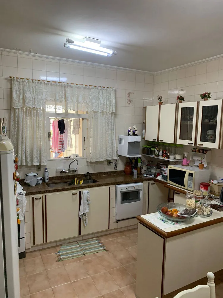 Sobrado, 3 quartos, 180 m² - Foto 1