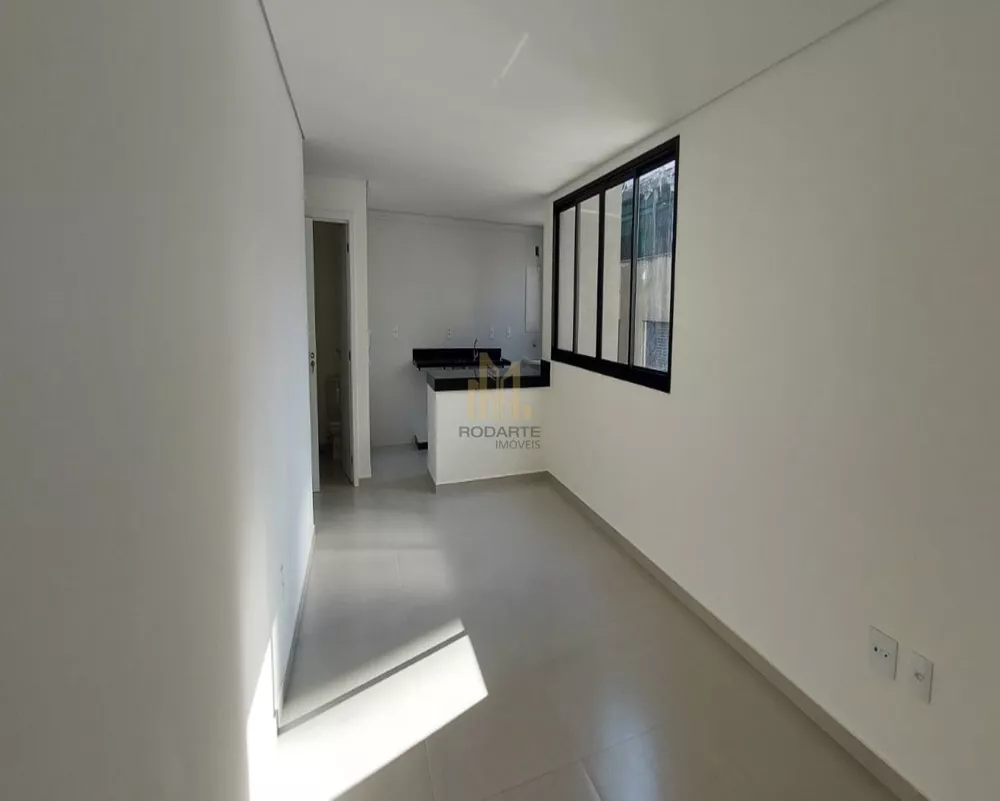 Apartamento à venda com 2 quartos, 66m² - Foto 1