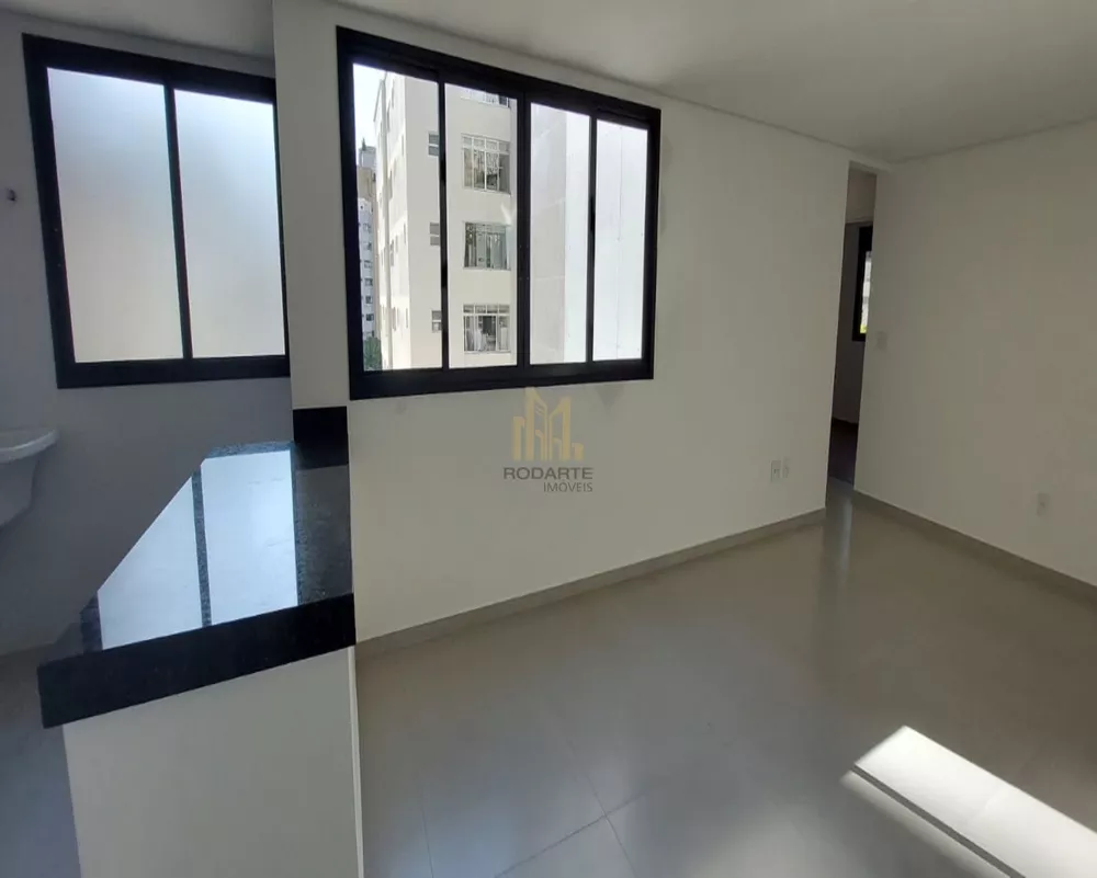 Apartamento à venda com 2 quartos, 66m² - Foto 3