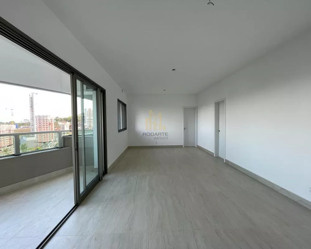 Apartamento à venda com 3 quartos, 127m² - Foto 1