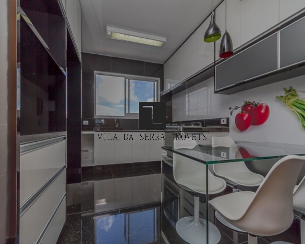 Apartamento à venda com 4 quartos, 216m² - Foto 13
