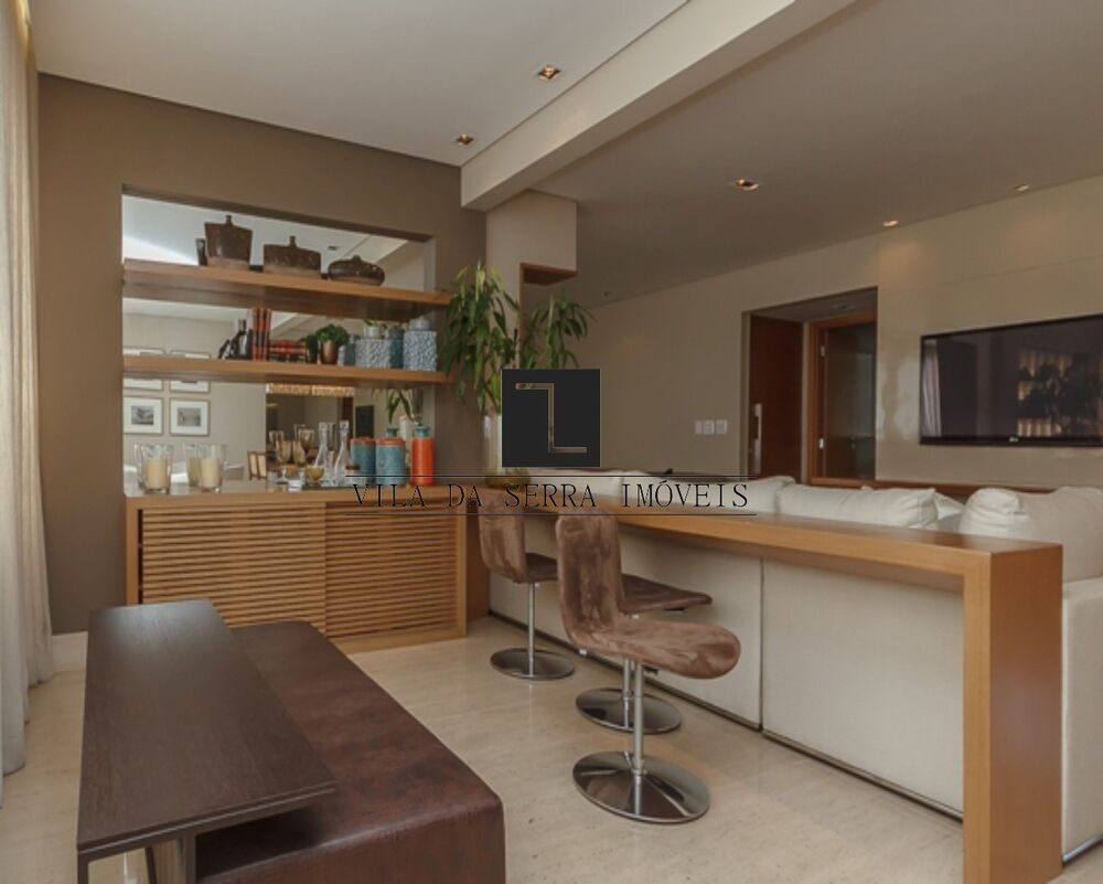 Apartamento à venda com 4 quartos, 216m² - Foto 16