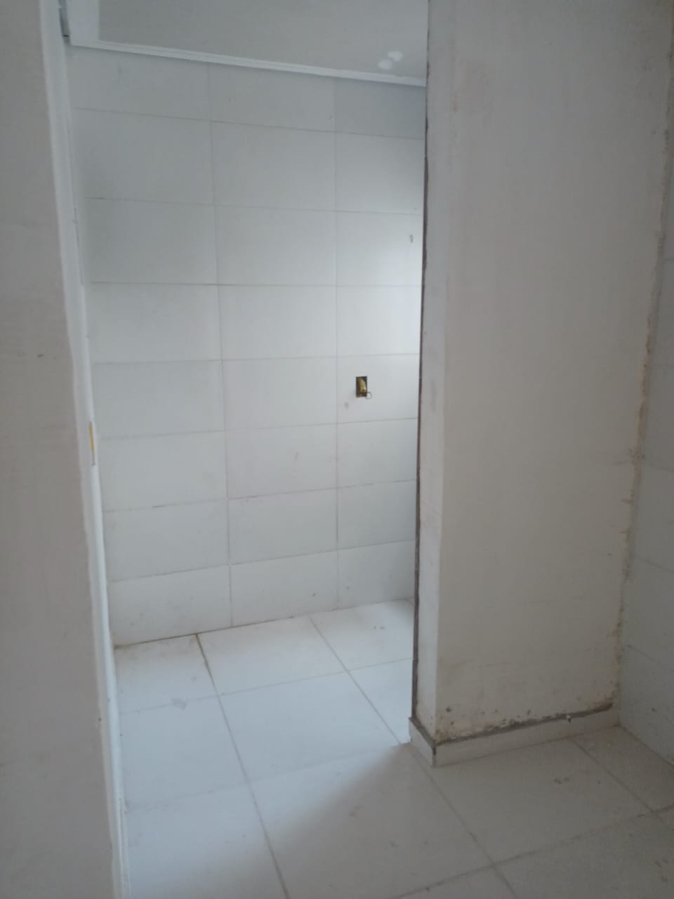 Apartamento à venda com 2 quartos, 40m² - Foto 3