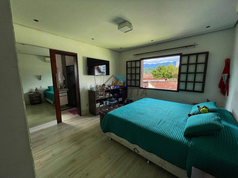 Casa, 3 quartos, 330 m² - Foto 3