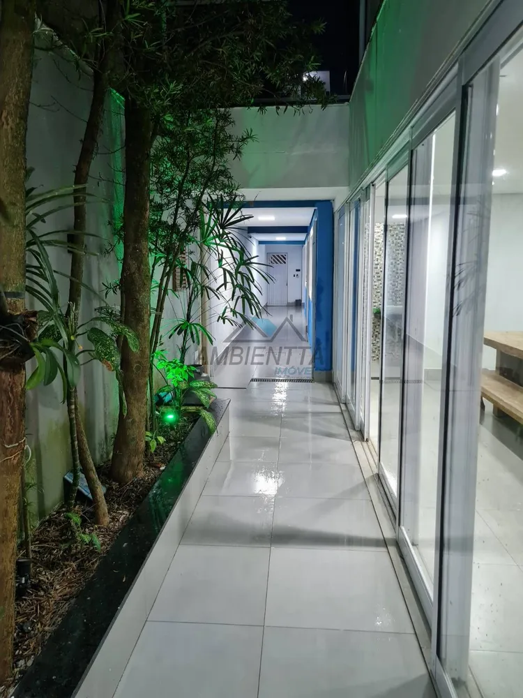 Casa, 3 quartos, 245 m² - Foto 2