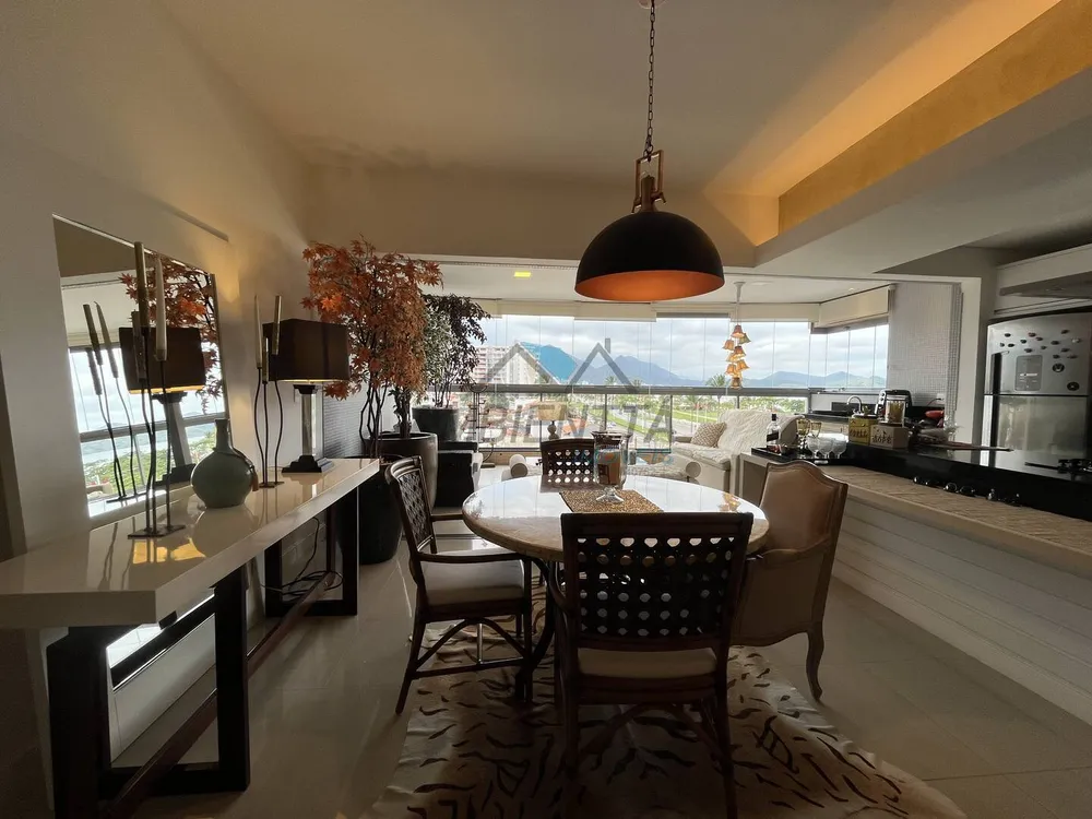 Apartamento, 3 quartos, 143 m² - Foto 2