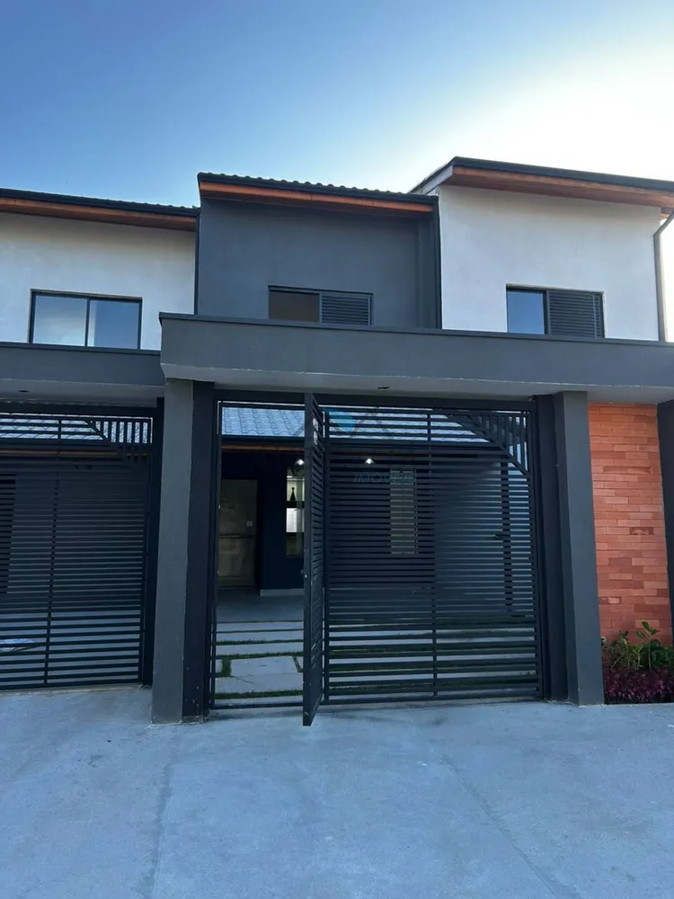 Casa, 2 quartos, 102 m² - Foto 1