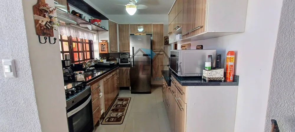 Casa, 3 quartos, 171 m² - Foto 2