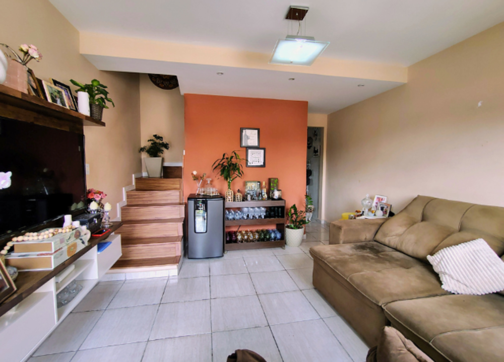 Sobrado à venda com 2 quartos, 120m² - Foto 1
