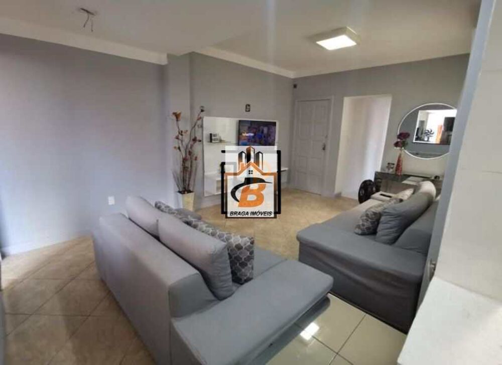 Casa à venda com 2 quartos, 250m² - Foto 1
