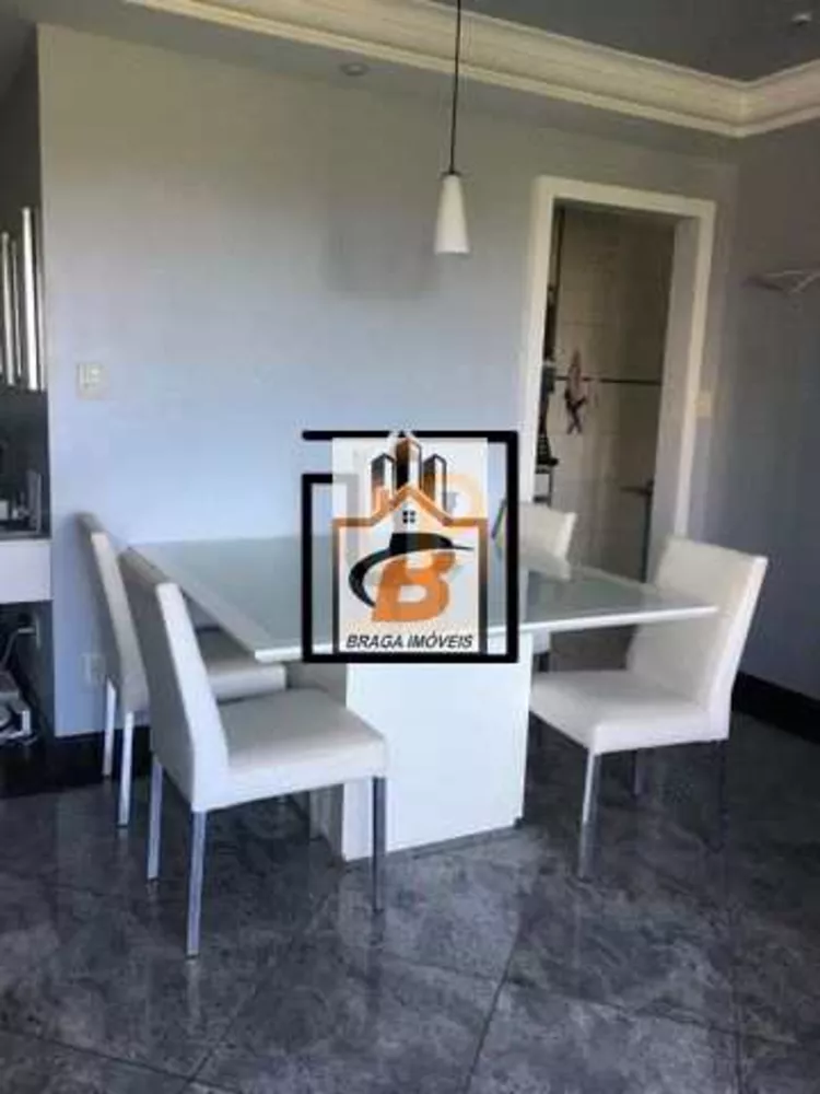 Apartamento à venda com 2 quartos, 67m² - Foto 2