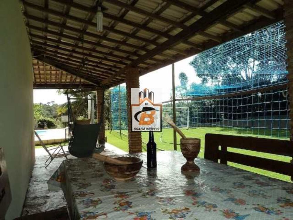 Chácara à venda com 3 quartos, 2200m² - Foto 2