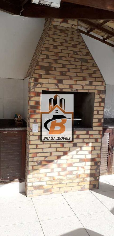 Casa, 5 quartos, 200 m² - Foto 1