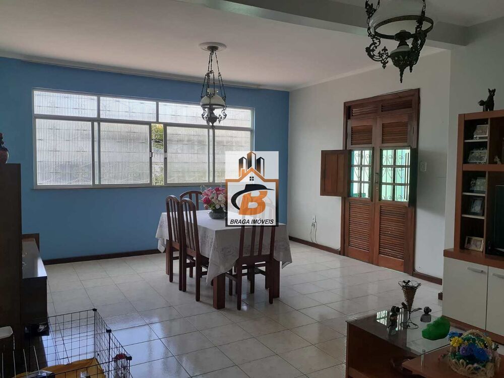 Casa, 3 quartos, 258 m² - Foto 2