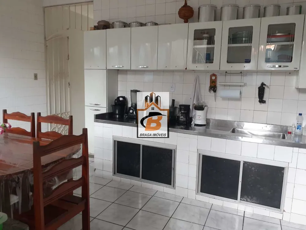 Casa, 3 quartos, 258 m² - Foto 6