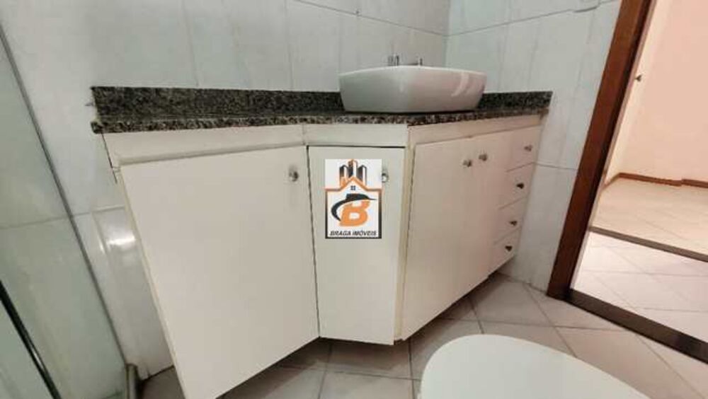 Apartamento para alugar com 2 quartos, 70m² - Foto 16