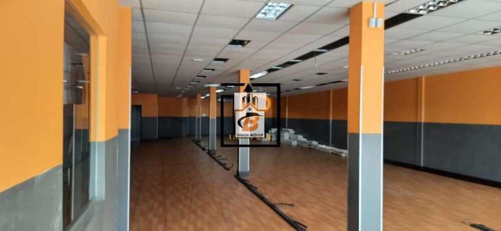 Sala-Conjunto, 690 m² - Foto 1