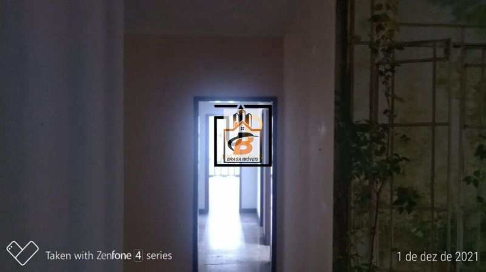 Casa para alugar com 5 quartos, 300m² - Foto 5