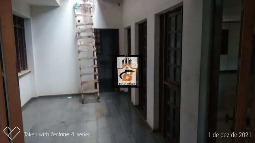 Casa, 5 quartos, 300 m² - Foto 9
