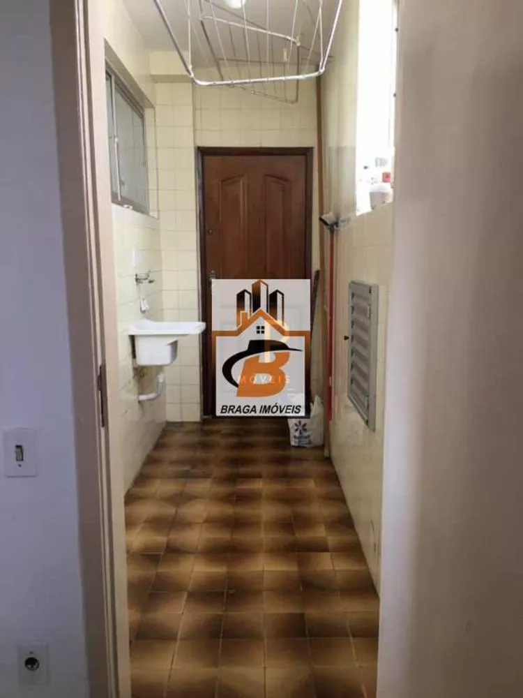 Apartamento à venda com 2 quartos, 70m² - Foto 2