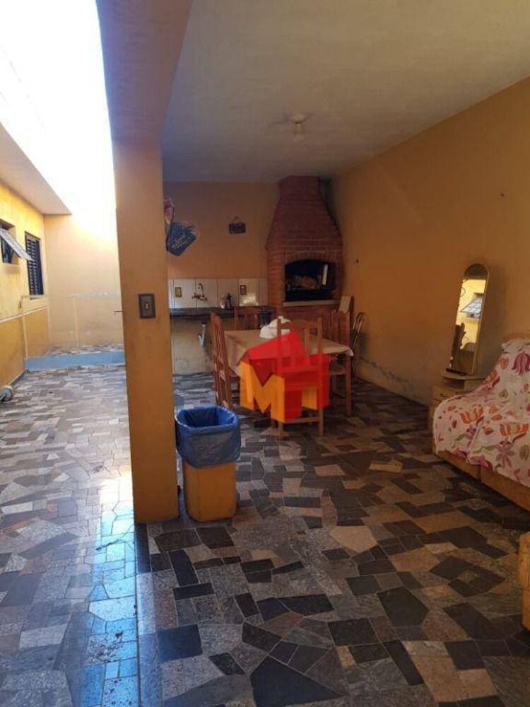 Casa à venda com 3 quartos, 176m² - Foto 8