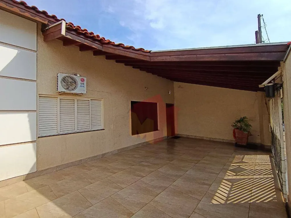 Casa, 3 quartos, 173 m² - Foto 2