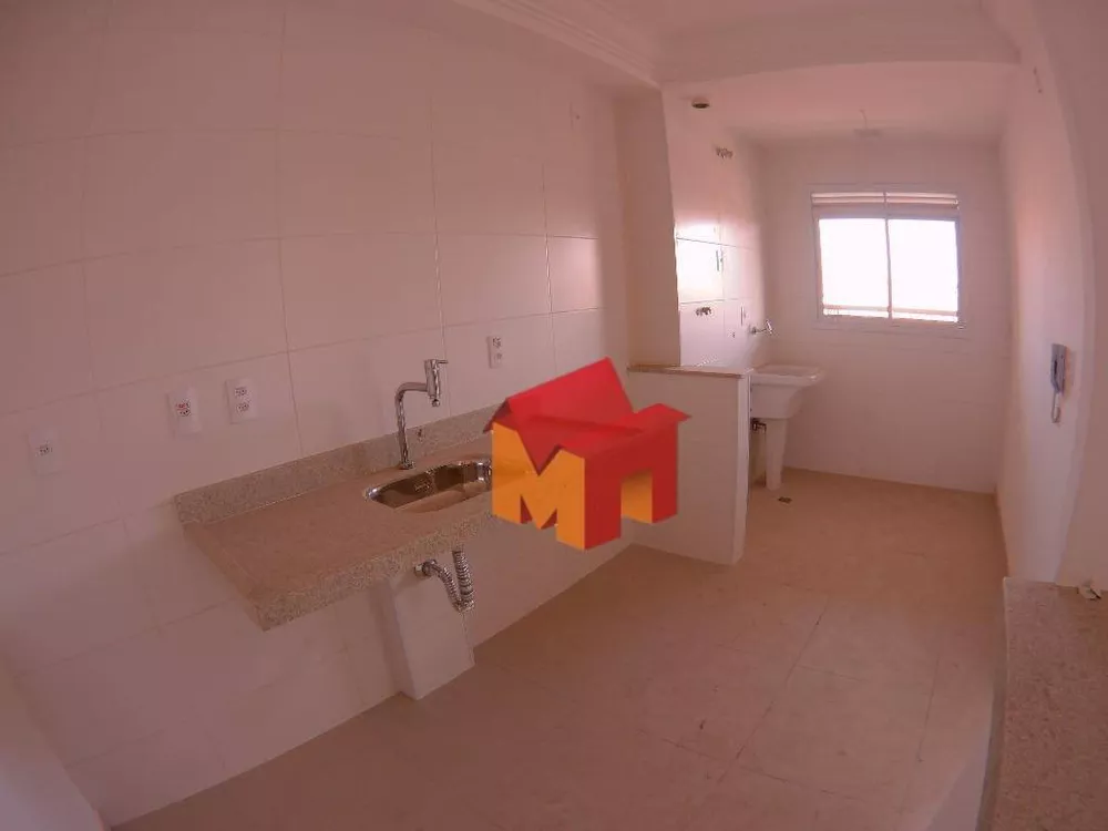 Apartamento à venda com 3 quartos, 75m² - Foto 4