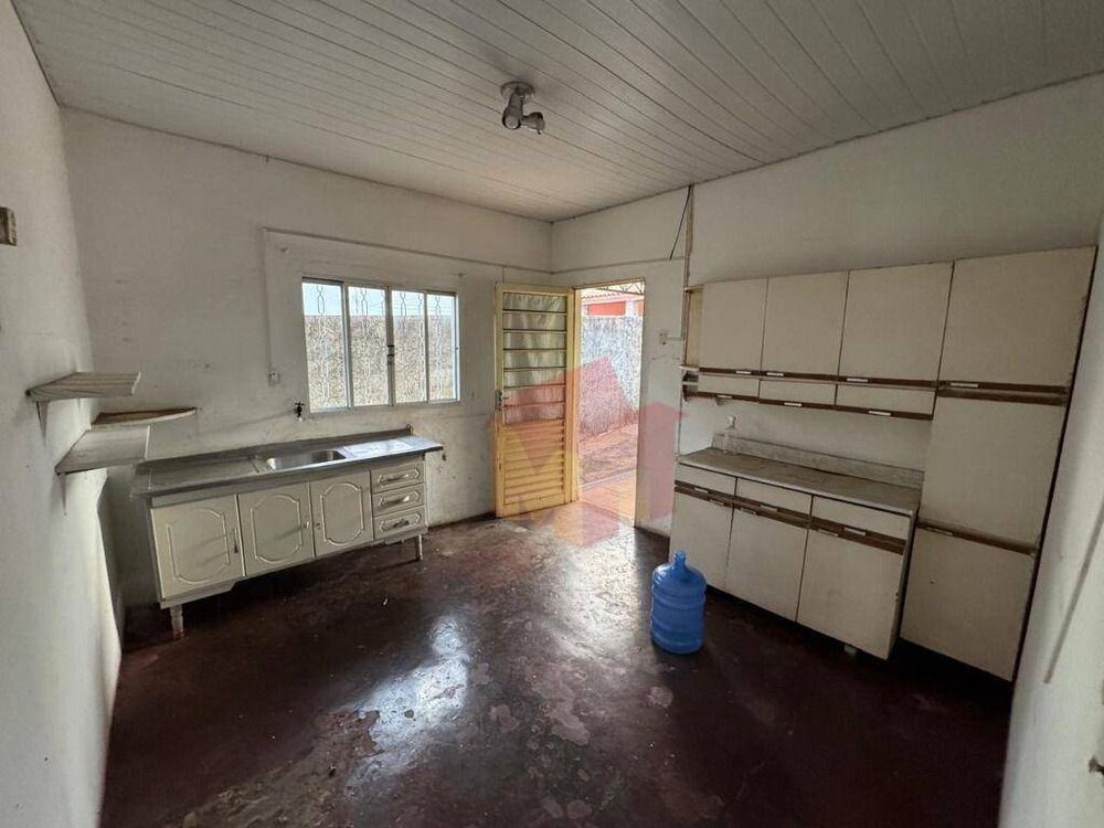 Casa à venda com 2 quartos, 120m² - Foto 7
