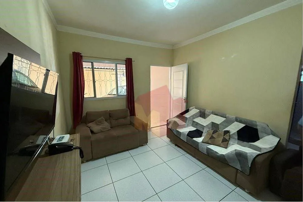 Casa, 3 quartos, 127 m² - Foto 2
