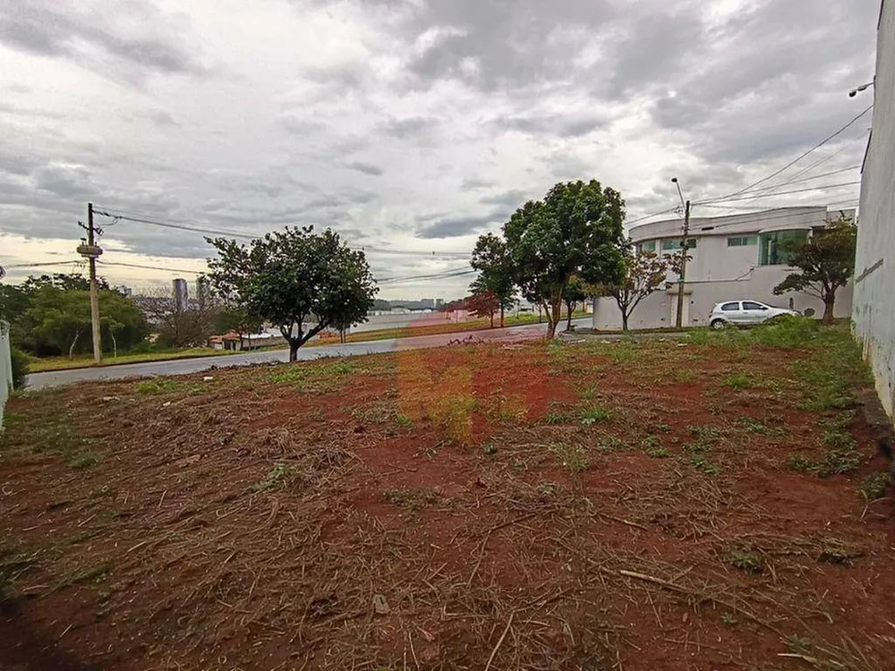 Terreno, 305 m² - Foto 1