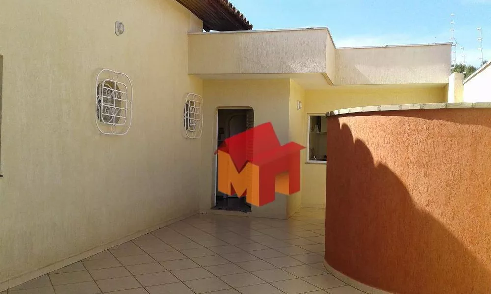 Casa à venda com 4 quartos, 439m² - Foto 4