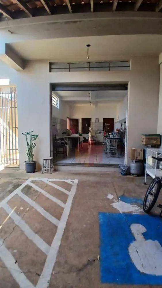 Casa, 3 quartos, 295 m² - Foto 2