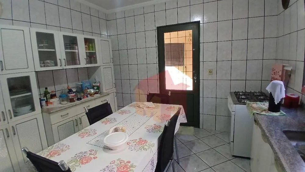 Casa, 3 quartos, 295 m² - Foto 5
