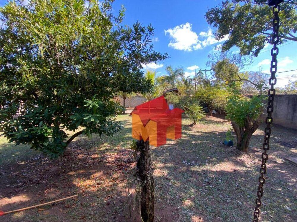 Chácara, 4 quartos, 1800 m² - Foto 1