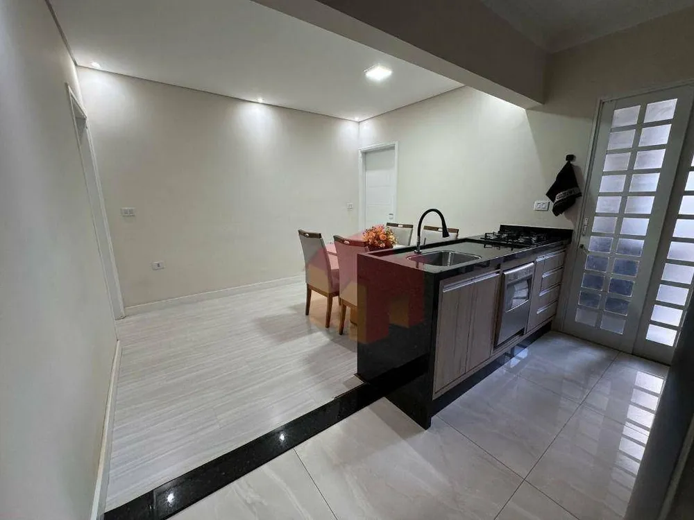 Sobrado, 4 quartos, 200 m² - Foto 2
