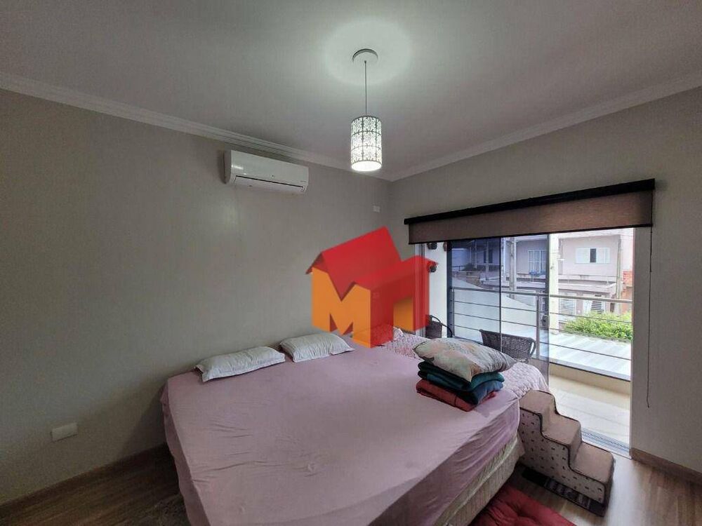 Casa à venda com 3 quartos, 154m² - Foto 11