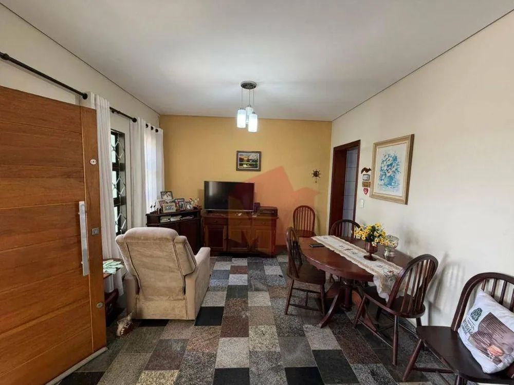 Casa, 3 quartos, 162 m² - Foto 4