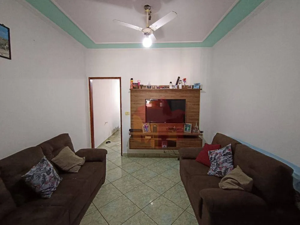 Casa, 4 quartos, 144 m² - Foto 1