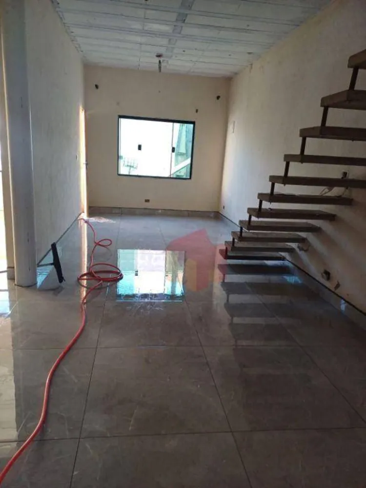 Casa, 4 quartos, 200 m² - Foto 2
