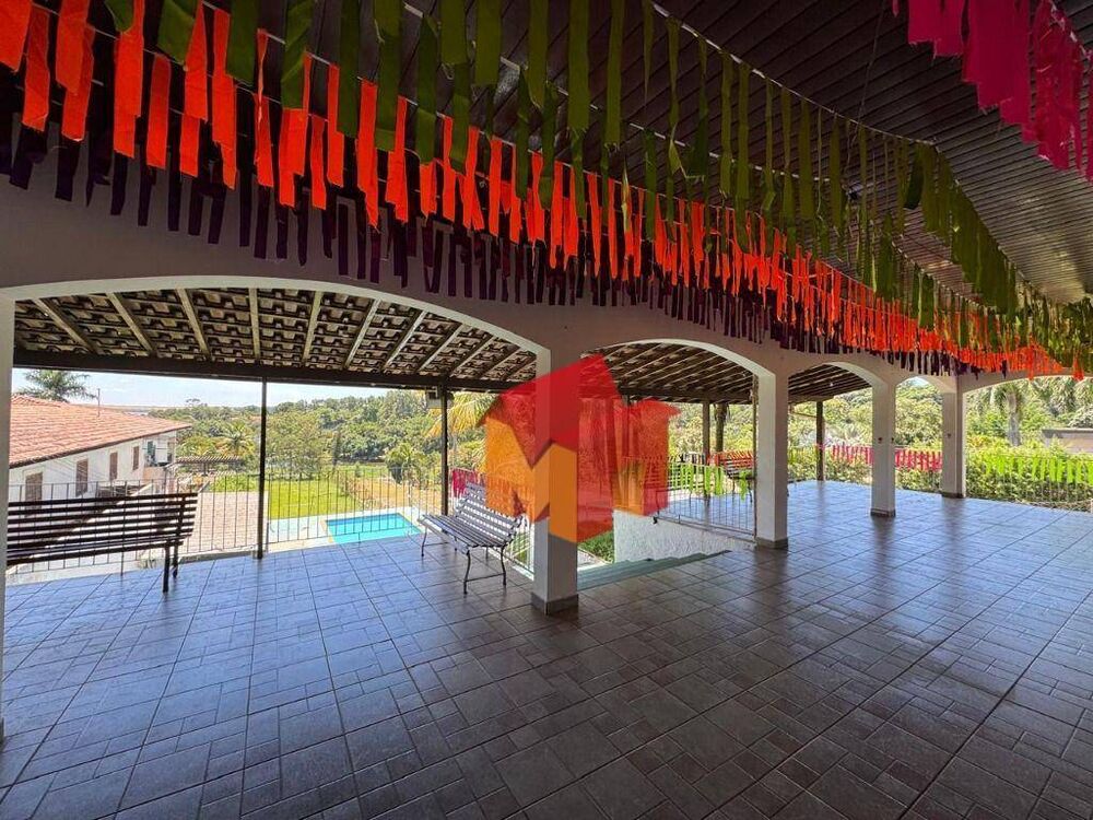 Chácara à venda com 4 quartos, 350m² - Foto 4