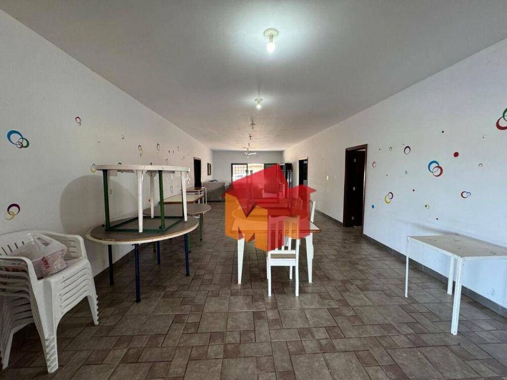 Chácara à venda com 4 quartos, 350m² - Foto 14