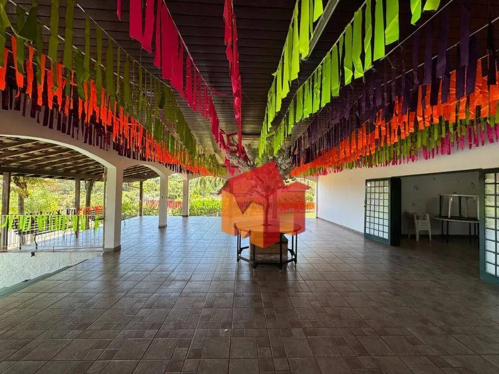 Chácara, 4 quartos, 6000 m² - Foto 8
