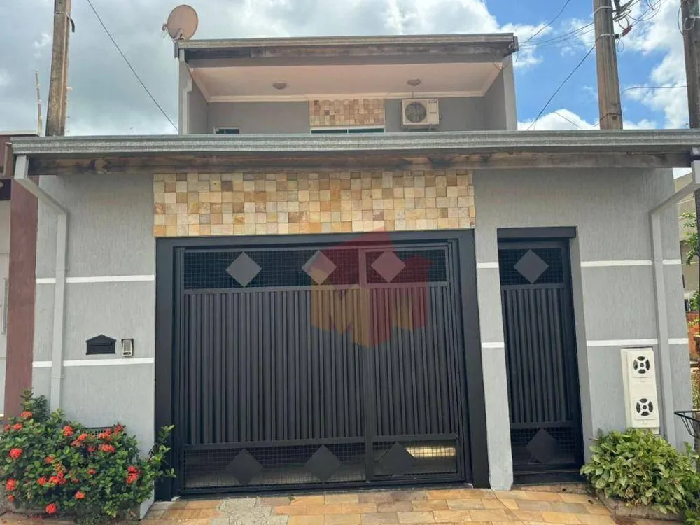 Sobrado, 3 quartos, 173 m² - Foto 1