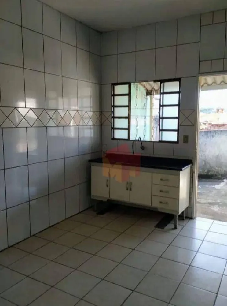 Casa, 4 quartos, 250 m² - Foto 11