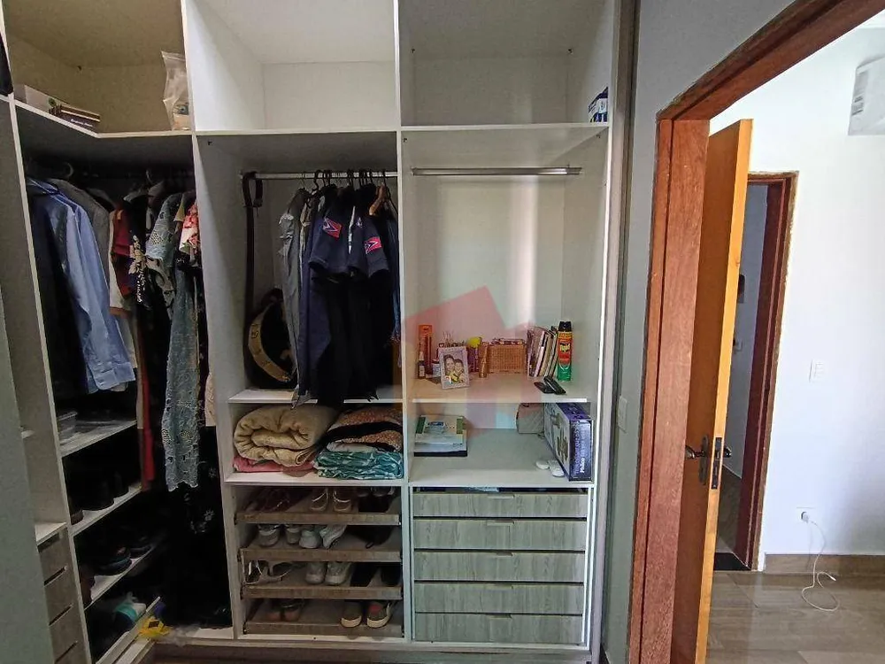 Sobrado, 3 quartos, 219 m² - Foto 13