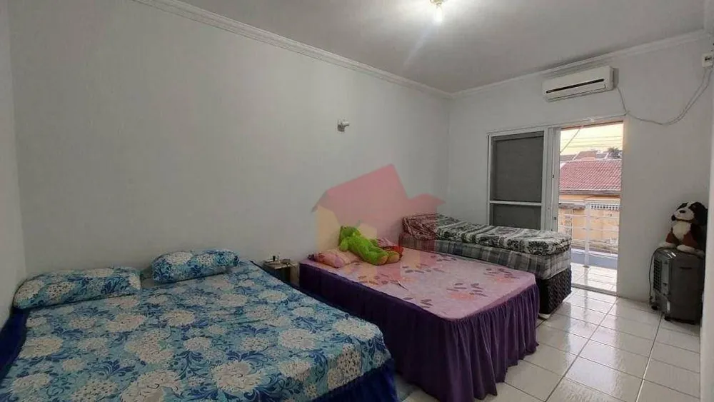 Sobrado, 3 quartos, 267 m² - Foto 1