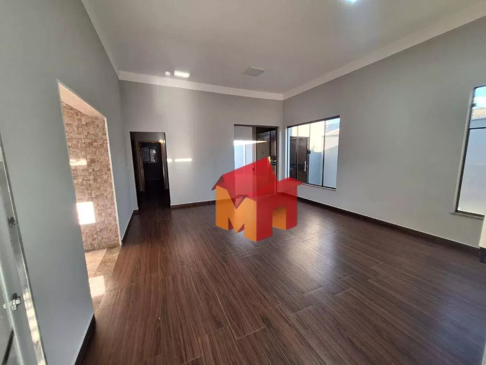 Casa à venda com 3 quartos, 160m² - Foto 2