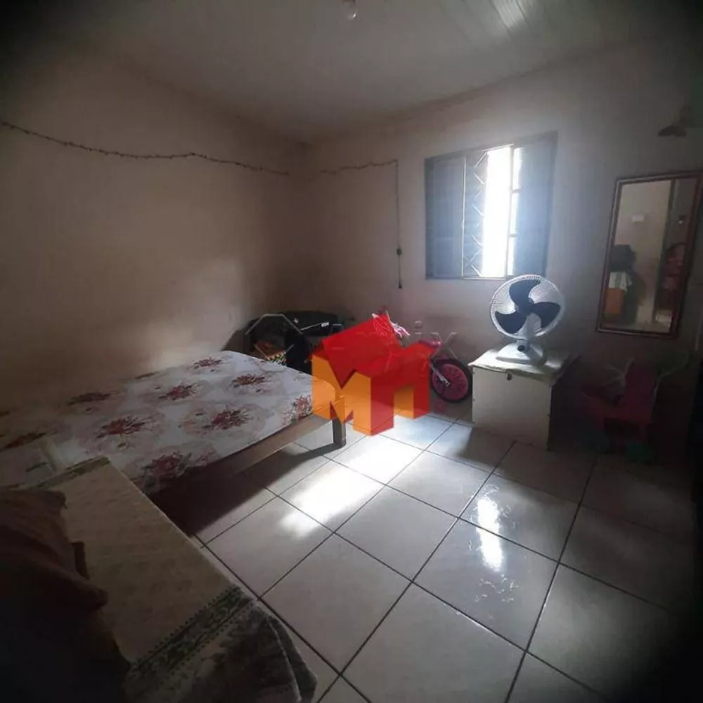 Casa à venda com 3 quartos, 111m² - Foto 4