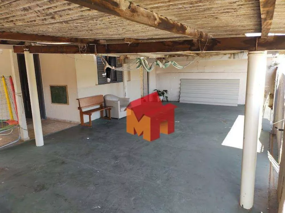 Casa à venda com 3 quartos, 111m² - Foto 2