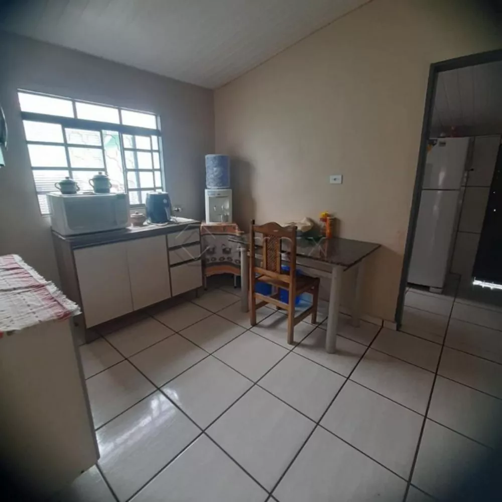 Casa à venda com 3 quartos, 111m² - Foto 3